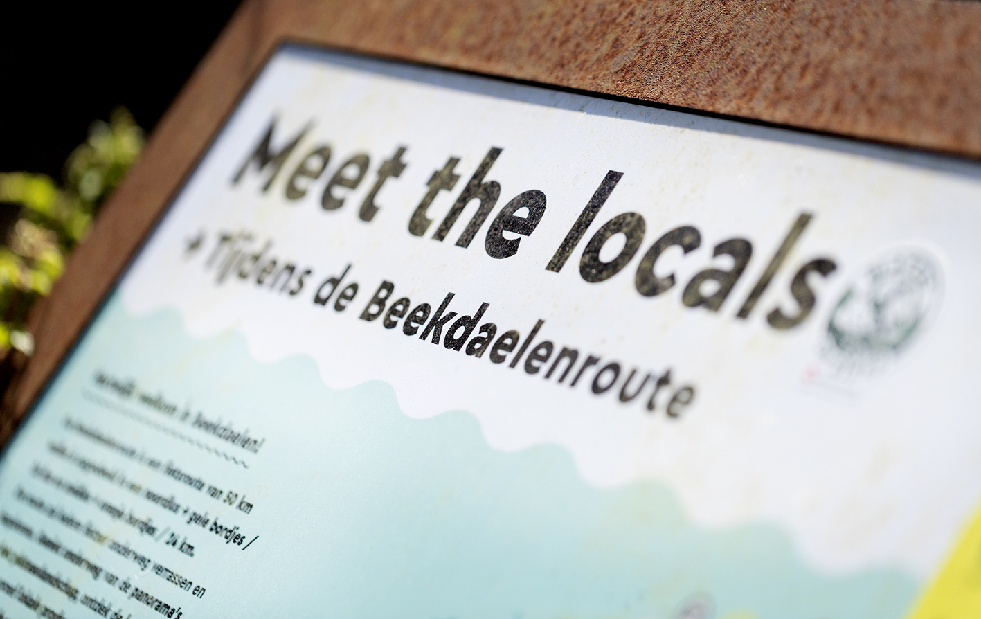 CreativeWanders©2025-5862