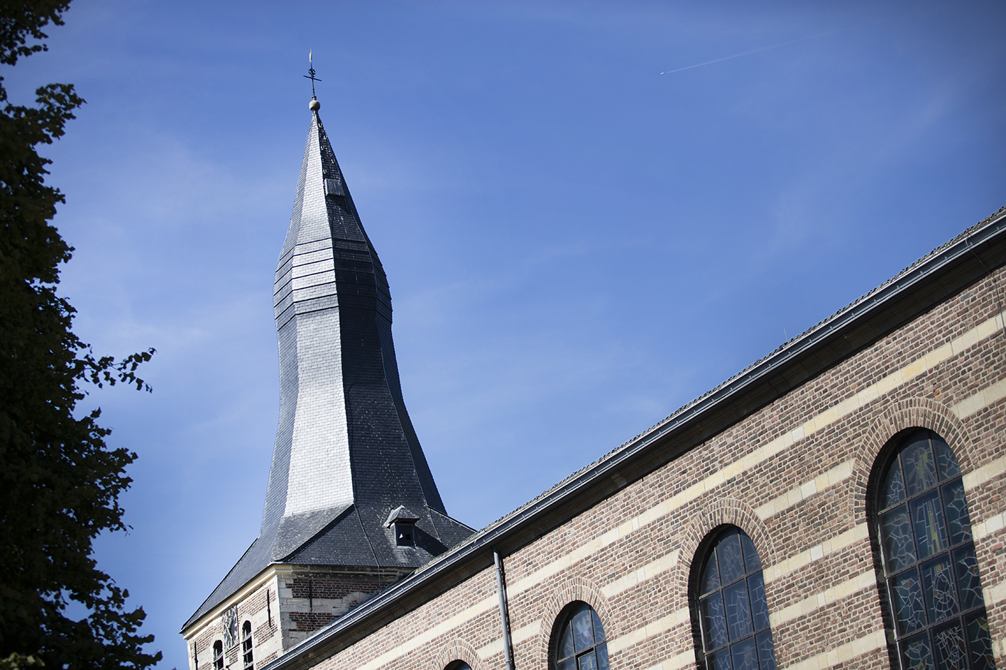 CreativeWanders©2025-5936